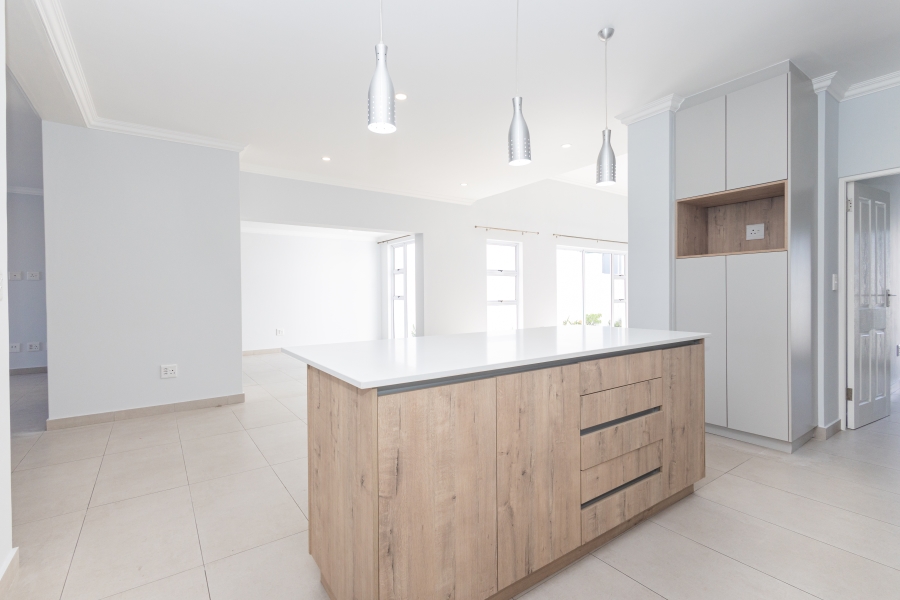 4 Bedroom Property for Sale in Sagewood Western Cape